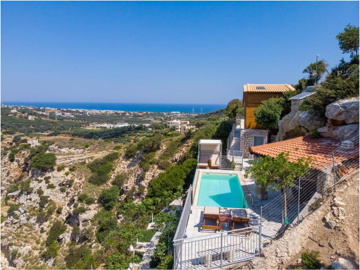 Holiday house Vara on the Rocks - Watch Video | Pool & Sea View - Outdoor photo 4