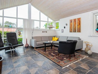 Holiday house Gemutliches Strandhaus -- By Traum Ferienwohnungen - Outdoor photo 3