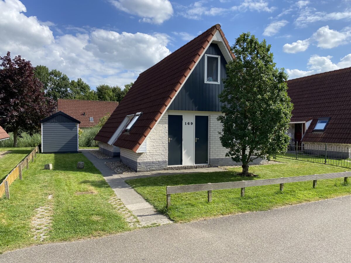 Holiday house Holiday Home Canal View - Outdoor photo 2