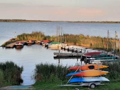 Holiday house Holiday Home Canal View - Environment photo 23