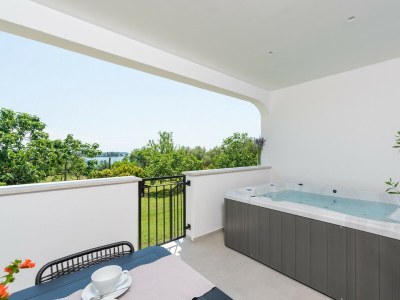 Holiday house Saladinka with Whirlpool in Porec - Holiday house