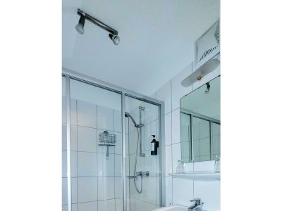 Apartment /Fewo, Dusche, WC, 2 Schlafräume - Outdoor photo 12