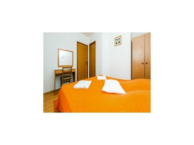 Apartment Guest House Fontana - Two Bedroom Apartment with Terrace and Sea View - Features photo 7