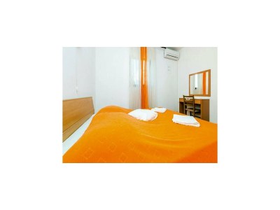 Apartment Guest House Fontana - Two Bedroom Apartment with Terrace and Sea View - Features photo 11