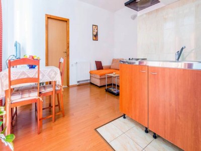 Apartment Guest House Fontana - Standard One Bedroom Apartment with Balcony and Sea View - Features photo 9