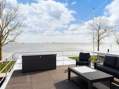 House boat Ferienhaus am Sneekermeer für 4 Von Belvilla - Outdoor photo 2