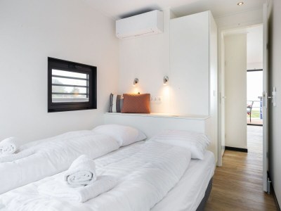 House boat Ferienhaus am Sneekermeer für 4 Von Belvilla - Features photo 12