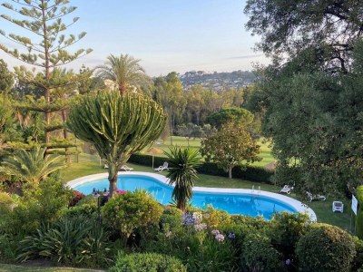 Holiday house Attractive holiday home with pool - Outdoor photo 9