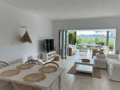 Holiday house Attractive holiday home with pool - Features photo 30