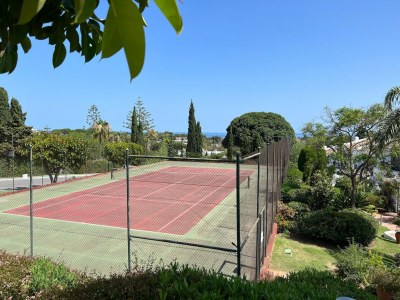 Holiday house Attractive holiday home with pool - Outdoor photo 37