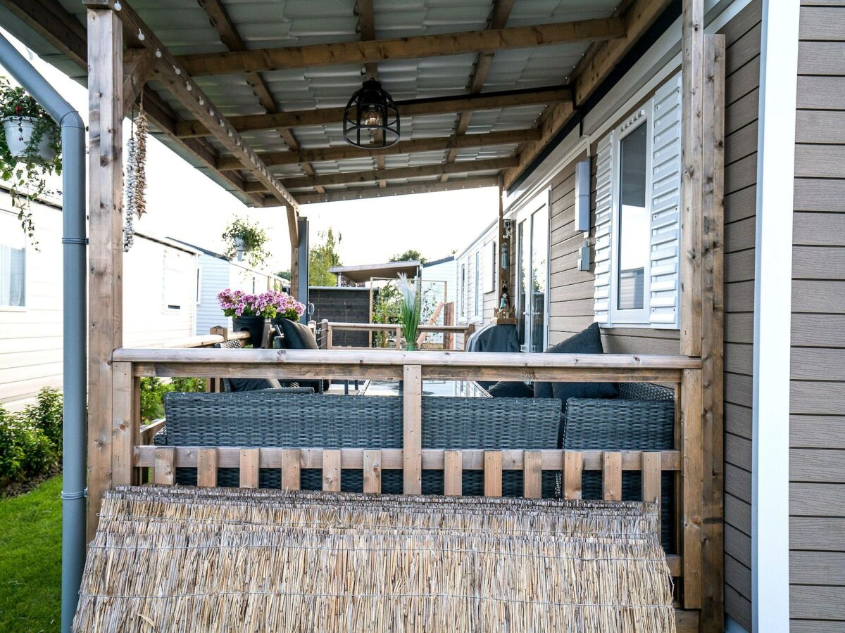 Chalet Chalet in Oostkapelle near Beach & Pool - Outdoor photo 3