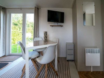 Chalet Chalet in Oostkapelle near Beach & Pool - Features photo 4