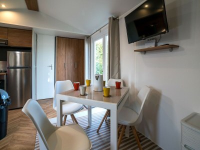 Chalet Chalet in Oostkapelle near Beach & Pool - Features photo 22