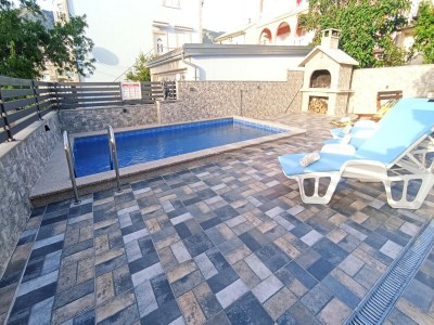 Holiday house Ferienhaus in Senj mit Pool am Strand - Outdoor photo 9