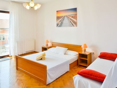 Holiday house Ferienhaus in Senj mit Pool am Strand - Features photo 33