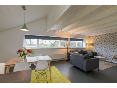 Apartment Apartment near the Beach - Features photo 12