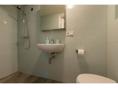 Apartment Apartment near the Beach - Features photo 15