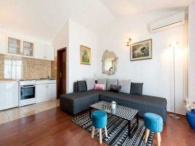 Holiday house Holiday Home in Podstrana near Beach in Split - Holiday house