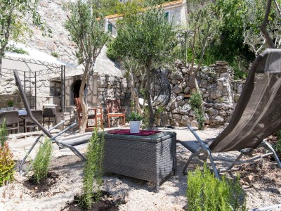 Holiday house Holiday Home in Podstrana near Beach - Outdoor photo 9