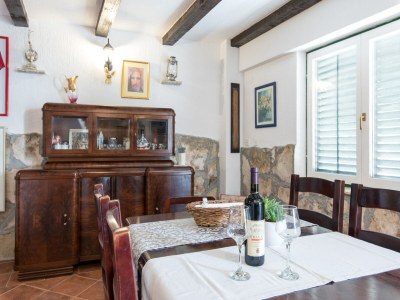 Holiday house Holiday Home in Podstrana near Beach - Features photo 32