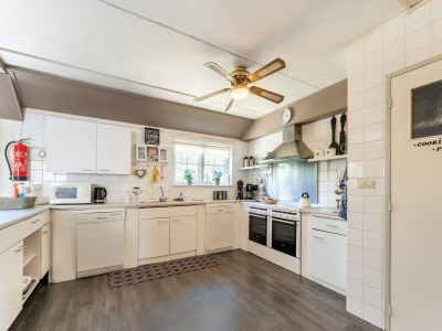 Farmhouse Gruppenhaus in Giethoorn mit Wasserterrasse - Features photo 17