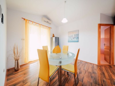 Apartment Charming 2-Bed Apartment - Features photo 8