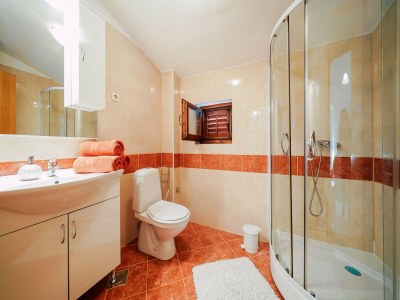 Apartment Charming 2-Bed Apartment - Features photo 14