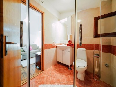 Apartment Charming 2-Bed Apartment - Features photo 15