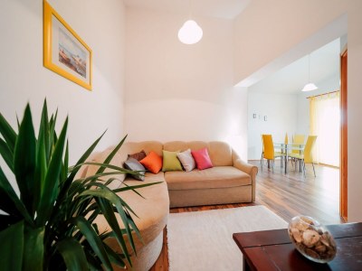 Apartment Charming 2-Bed Apartment - Features photo 23