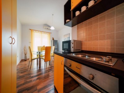 Apartment Charming 2-Bed Apartment - Features photo 25