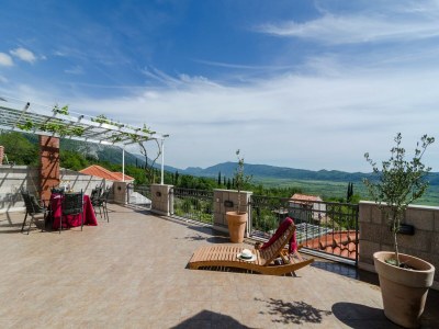 Villa Traditionelle Poolvilla in Gruda - Outdoor photo 7