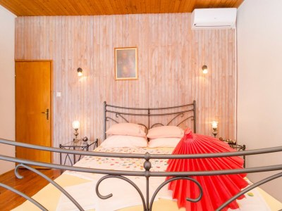 Villa Traditionelle Poolvilla in Gruda - Features photo 26