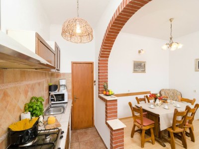 Villa Traditionelle Poolvilla in Gruda - Features photo 51