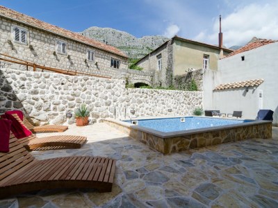 Villa Traditionelle Poolvilla in Gruda - Outdoor photo 56