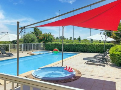 Castle Elegant Château Escape - Outdoor photo 4