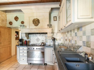 Castle Elegant Château Escape - Features photo 12