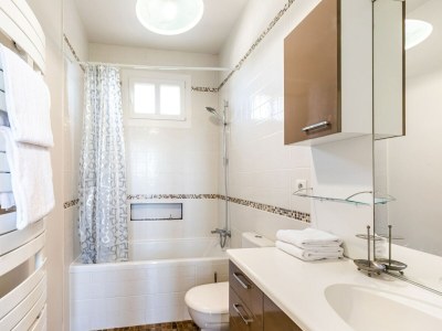 Castle Elegant Château Escape - Features photo 16