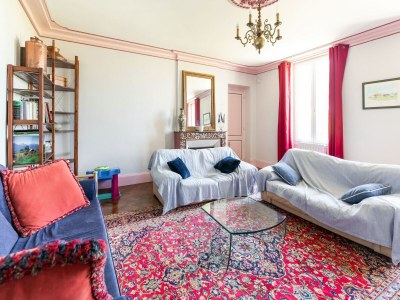 Castle Elegant Château Escape - Features photo 29