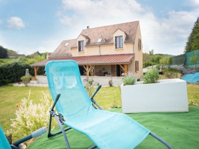 Holiday house Spacious holiday home in Nabirat with outdoor pool - Outdoor photo 5