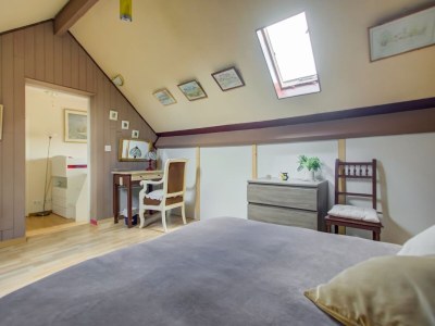 Holiday house Spacious holiday home in Nabirat with outdoor pool - Features photo 14