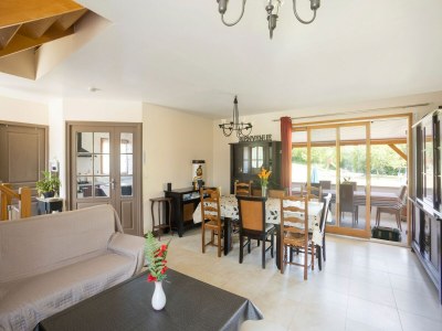 Holiday house Spacious holiday home in Nabirat with outdoor pool - Features photo 16