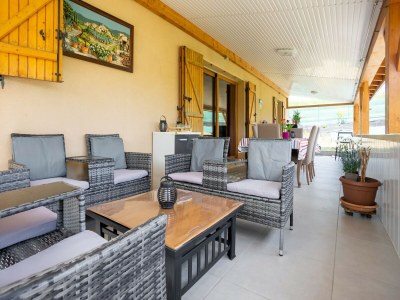 Holiday house Spacious holiday home in Nabirat with outdoor pool - Features photo 17