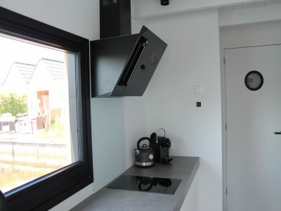 House boat Houseboat in Stavoren with Waterfront Views - Features photo 20