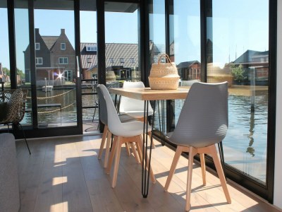 House boat Houseboat in Stavoren with Waterfront Views - Features photo 30