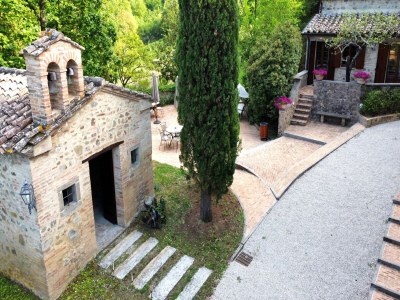 Holiday house Charming House in Umbria with Pool and Garden - Outdoor photo 4