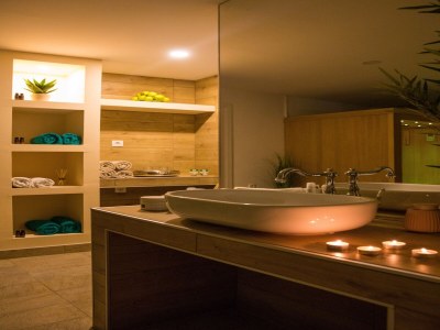 Apartment Villa Roza- Two-Bedroom Apartment - Features photo 2