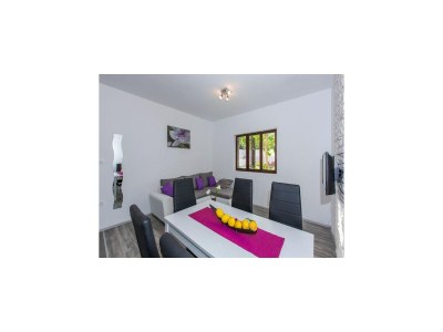 Apartment Villa Roza- Two-Bedroom Apartment - Features photo 8