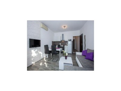 Apartment Villa Roza- Two-Bedroom Apartment - Features photo 12