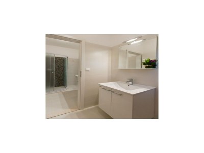 Apartment Villa Roza- Two-Bedroom Apartment - Features photo 13