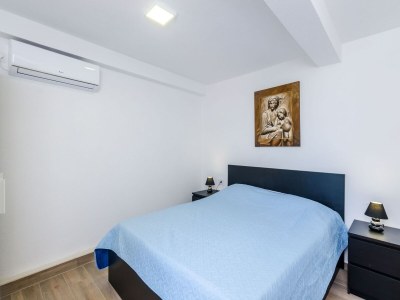 Apartment Apartments Paula - One Bedroom Apartment with Shared Terrace - Features photo 7